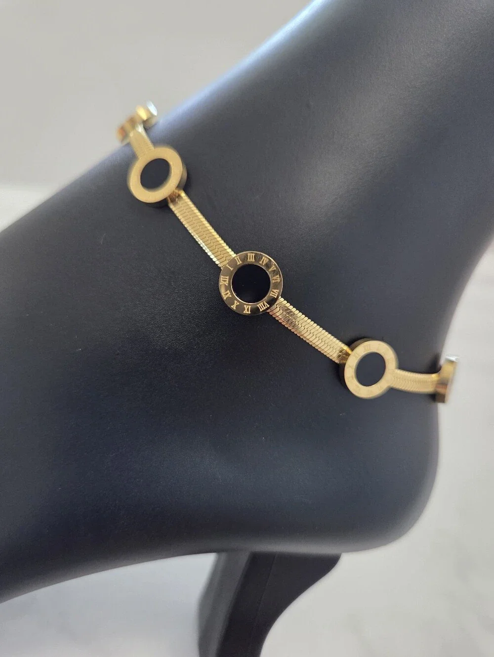 Gold Plated Roman Numeral Disc Herringbone Anklet Minimalist Summer Jewelry - Picture 3 of 12